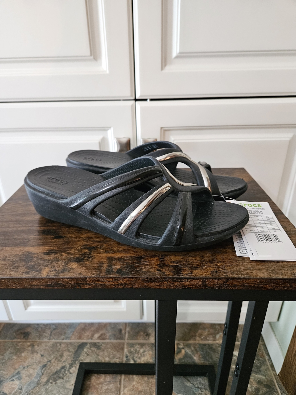 Crocs Sanrah Metalblock Strappy Black Wedge Comfort Sandals Beach Cruisewear Y2k